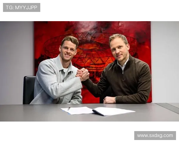 官方勒沃库森今夏租借奥姆林成