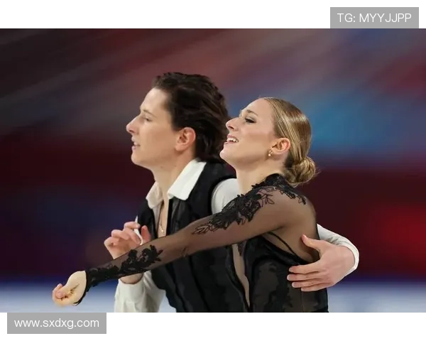 [花滑]乔克／贝茨实现花滑世锦赛冰舞三连冠.
